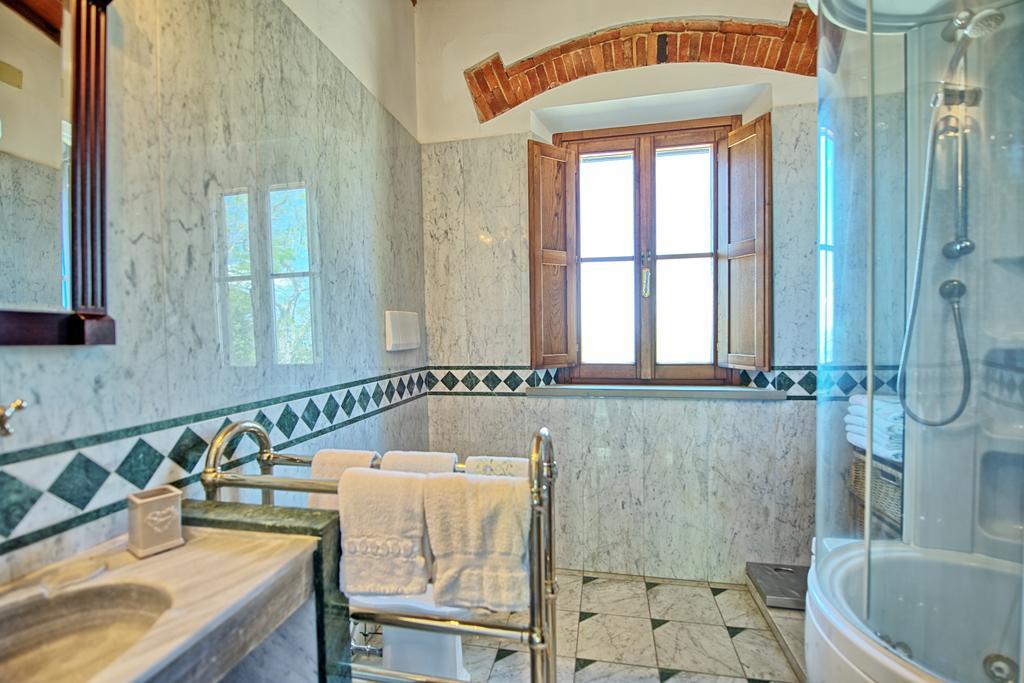 Villa Panzalla By Posarellivillas Santo Stefano A Tizzano Luaran gambar