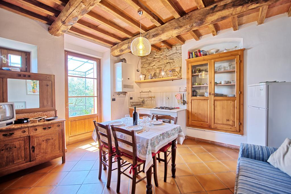 Villa Panzalla By Posarellivillas Santo Stefano A Tizzano Luaran gambar